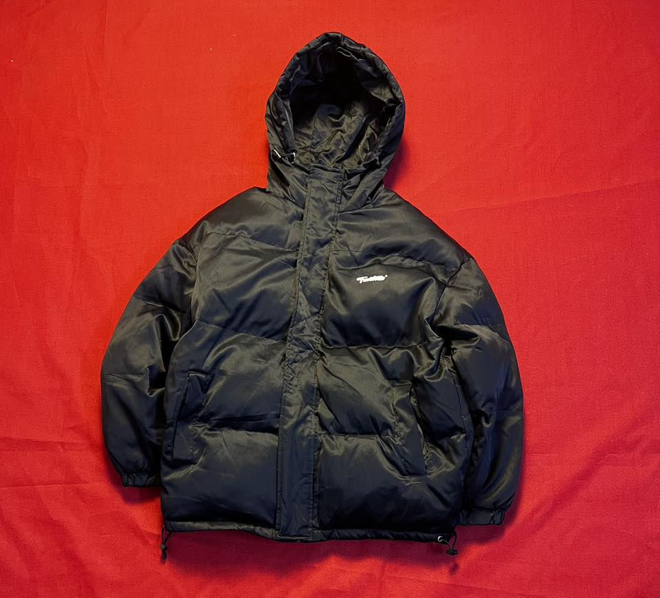 مرحبا شباب القماصل موجودات
خابروني وتدللون ***********
