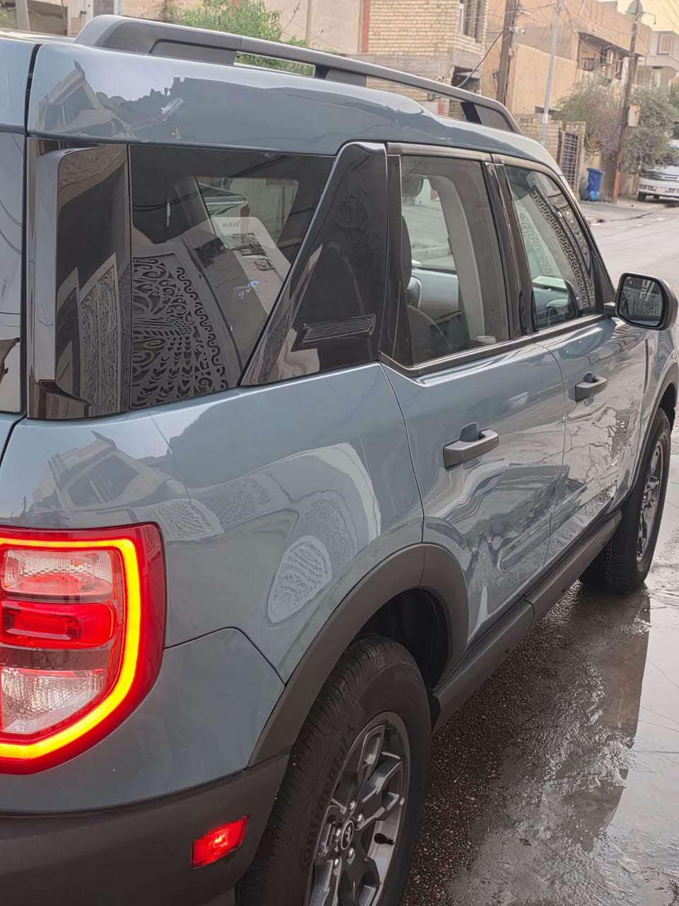 السلام عليكم 
فورد برونكو سبورت موديل 23⚡
مكينه 3 سلندر توربو قويه واقتصاديه  ⚡
فور ويل حادثه جاملغ خلفي  خفيف 
السياره جديده بمعنى الكلمه ⚡️
دخول ذكي⚡
كشنات كهرباء⚡
تدفئة كشناته⚡
شاحن موبايل واير ليس⚡
تحديد مسار⚡
قياده ذاتيه⚡
نقطه عمياء 
5 مود دريف⚡
حساس خلفي رادار امامي جانبي⚡
تبريد قطعتين ⚡
دبل اكزوز⚡
رقم بغداد باسمي التحويل ثاني يوم
مكانه بغداد
سعر 170
وبيها مجال حك الجيه 
استفسار عل رقم           *********** بغداد, العراق
