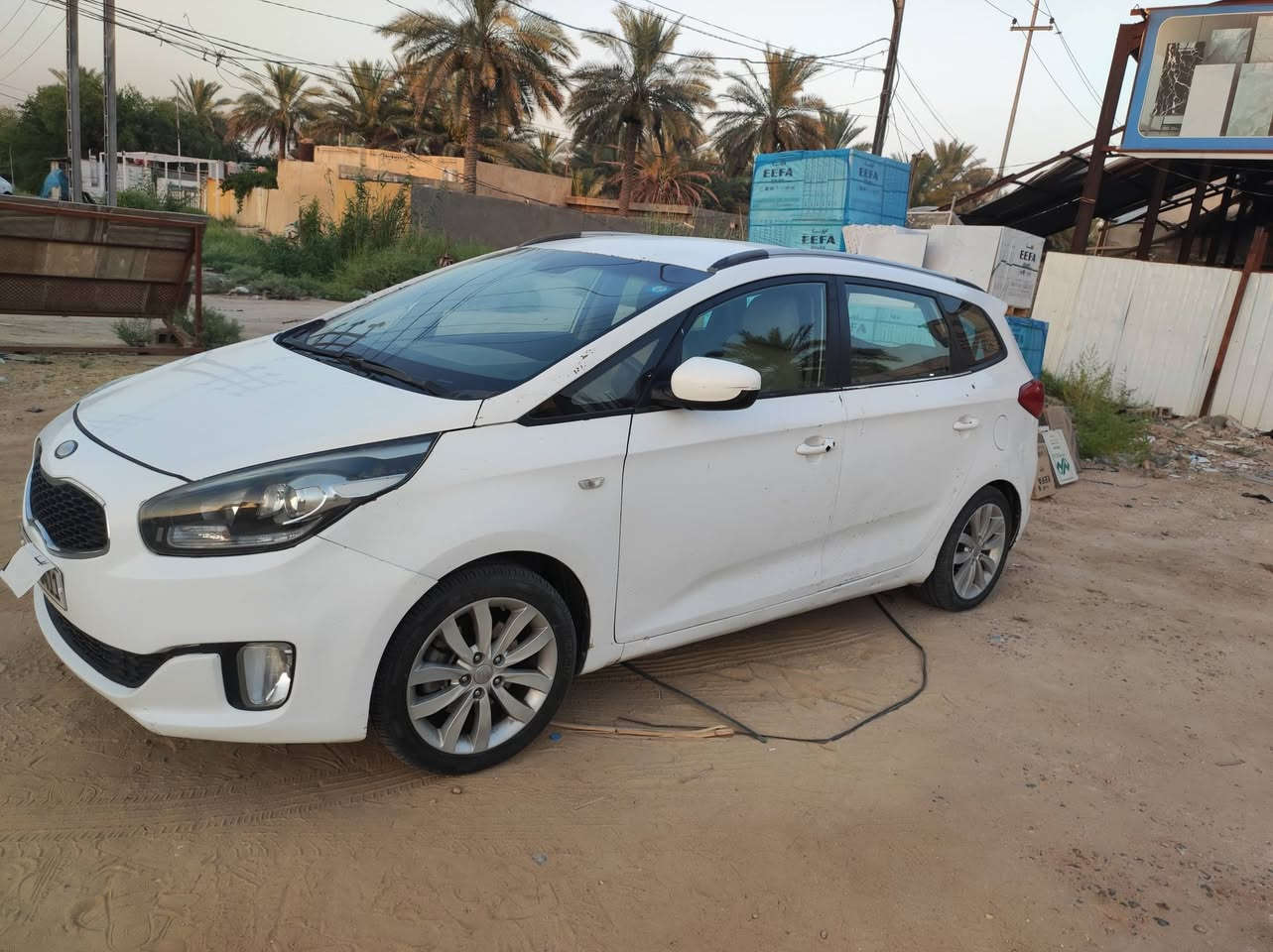 كارنز موديل 14 خليجي
السعر 100 

حدادية صدر جديده 

تخم تاير 

تبريد ثلج 

7 راكب مكينه 2000 دوش مكفوله بيهه ترتيبات مذكوره بالفيديو

ماشيه 116 ألف السياره باسمي مكان السياره كربلاء
***********
***********
