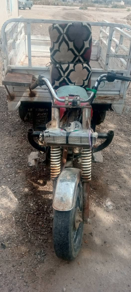 ستوته موديل 2010 ادوات شغاله
بدي نضيف بس شخاطات موجودات ماشدهن سلف تشتغل وهندر كهربائيات يشتغلن

ب600


**إذا كنت صاحب هذا الإعلان وتريد حذفه لأي سبب، رجاءا أرسل رسالة إلى الدعم الفني**