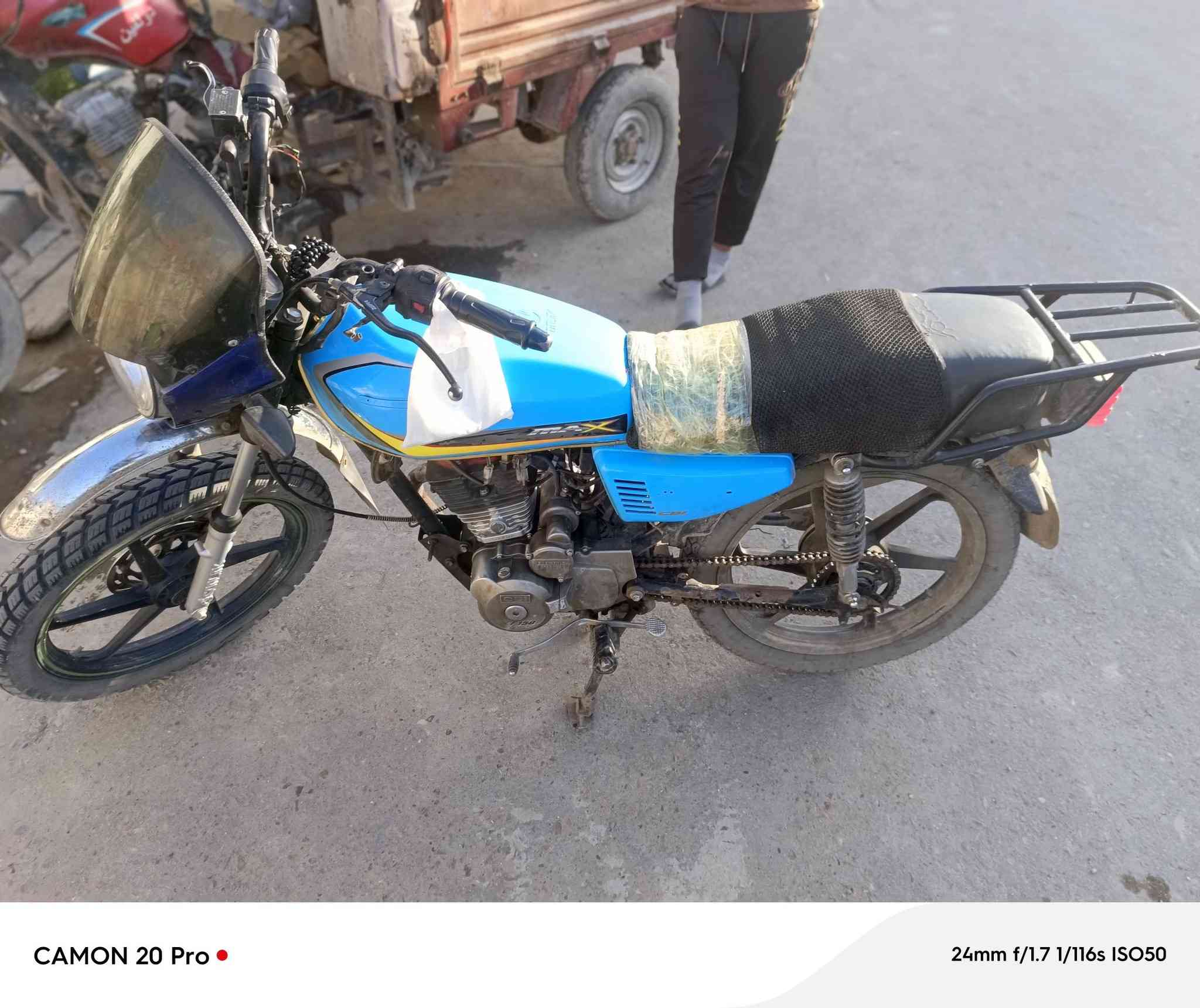 سلام عليكم دراجة شاينك مديل 2023 لبيع *********** دراجة خير من لله چنت اشتغل بيهة بس عتازيت
