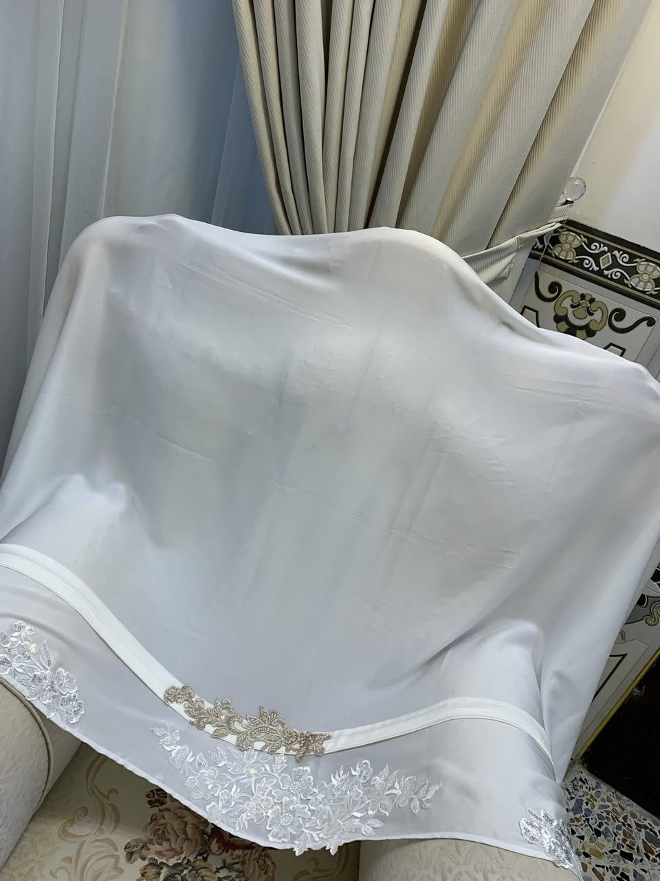 السلام عليكم بنات قفطان خطوبة مستعمل نظيف 90‎%‎   يلبس وزن من 45 الى 60 ًً ماخذته من متجر زهرة ب240 الف واريده ب65 الف مع الشيلة والشحاطة قياس 39 اريدها ب10 ويوجد توصيل بغداد


**إذا كنت صاحب هذا الإعلان وتريد حذفه لأي سبب، رجاءا أرسل رسالة إلى الدعم الفني**
