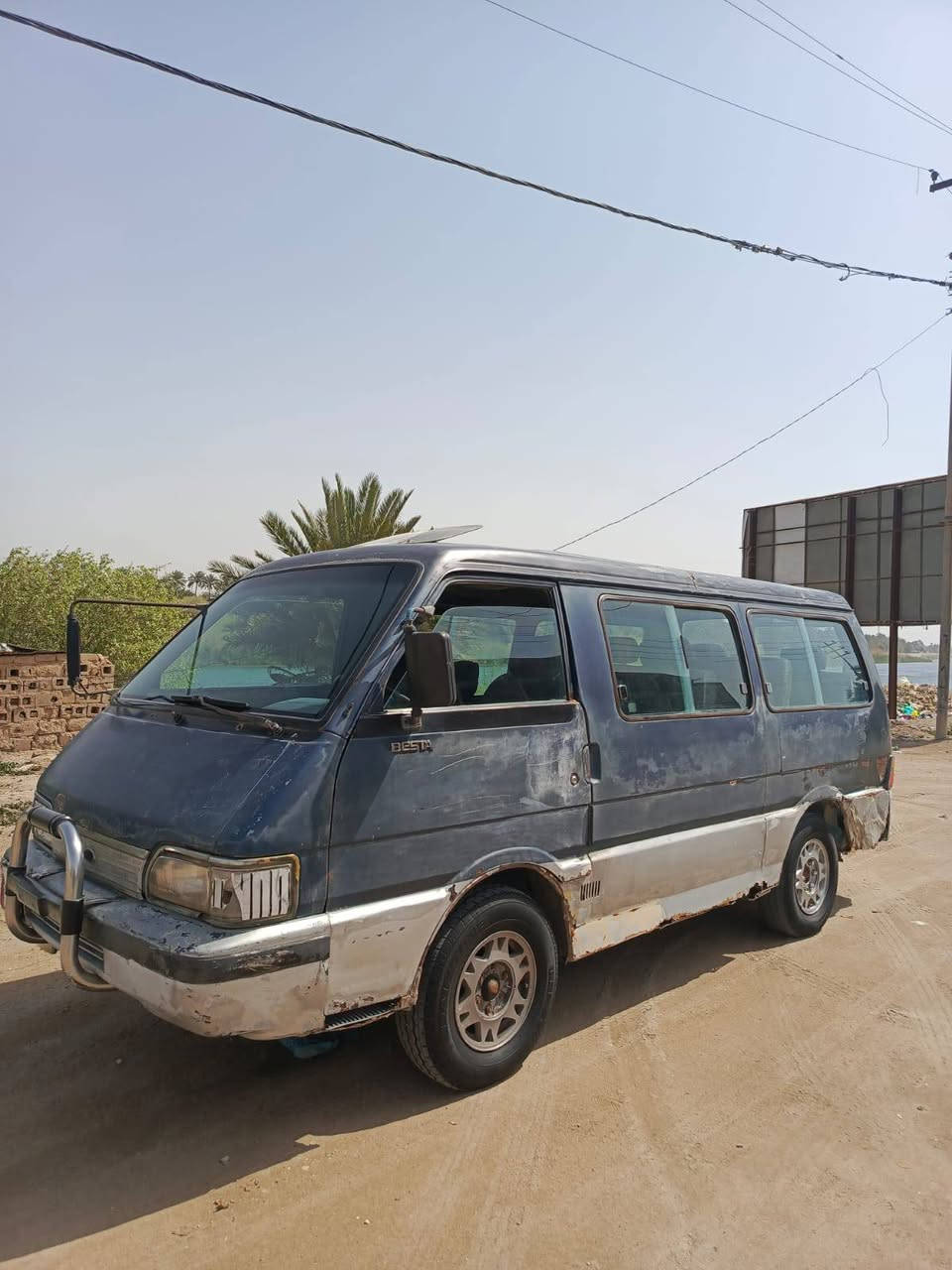 سلام عليكم كيه بسته موديل 93 سيار رقم نجف مكان كوفه تريد وكاله تيد تحويل مطلوبه هيئه 650 رقم المبايل ***********           ***********
