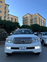 لاندكروزر 60 • ٢٠١١ • ٢٠١٠٠٠ كم