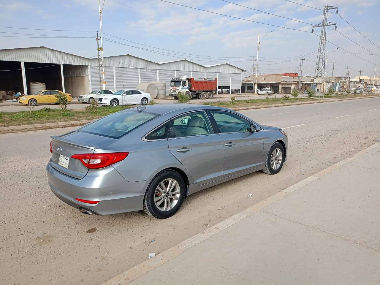 ***********
*********** سوناتا ١٦ جديده كارتون 
بيع مستعجل ناصرية, ذي قار
