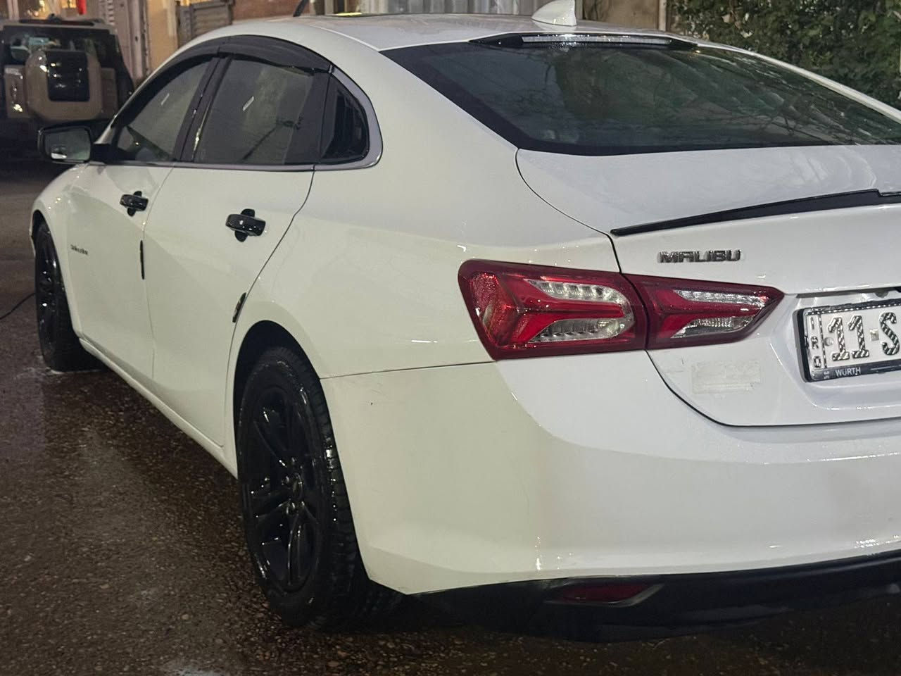 ماليبو 2023 للبيع

مواصفات LT

ماشيه ٥١ ميل

السياره جاهزه 
أي گلوب بالدشبول مامشتغل

المواصفات💥

شاشه ✅

كامره خلفيه✅

رادار امامي وقوف ذاتي عند الحوادث ✅

مقاعد اماميه تدفئه✅

مقاعد كهرباء✅

بصمه ✅ 

كروز سرعه✅

تحديد مسار ✅

شاشه تدعم الابل كار بلاي + الاندرويد اوتو✅

نضام توقف المحرك التلقائي لتوفير الوقود✅

هاند بريك كهربائي بصمة✅

تبريد مناخ قطعتين بيانو ✅

محرك 1500 T✅

تشغيل عن بعد ✅

السياره جداً نضيفه وماتحتاج صرف ابد  

سنوية بأسمي تحويل ثاني يوم

الكير + المحرك + كهربائيات كفاله

فتحه 
الحادث باب والجاملغ جهه السائق تبديل
سعرها  (155$)    

رقمي (***********) مكاني بغداد
