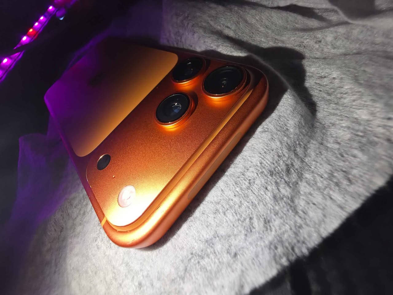 للبيع iPhone 17 Pro Max

قطع غيار فقط.

الجهاز نسخة تجريبية (Demo).

مقفول على الشاشة البيضاء.

يباع بحالته الحالية.

السعر : 975 ألف نهايته

للتواصل : *********** بغداد, العراق
