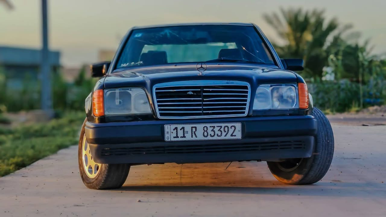 مرسيدس دب موديل 1994
محرك وكير بطة صبغ عام 
سعر 37 مكان ديالى بعقوبة رقم ***********
