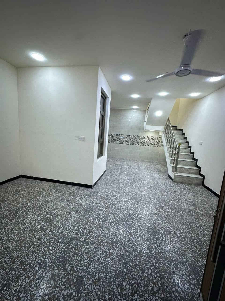 للأيجار في #السيدية 📍

مشتمل طابق اول مودرن نضام دوبلكس ✅

يحتوي على 2 نوم وصاله ومطبخ وخدمات عدد 2 ✔️

الموقع السيدية شارع التجاري 📍

 الأيجار 650 الف قفل  + مقدمه أيجار🔒 

______________________________________

للأستفسار اكثر تفضلو بزياره مكتب الطائي للعقار 💎

السيديه شارع المركز عماره شركه السراب للمطابخ ✔️
او الأستفسار ع الارقام ادناه 📞↘️↘️ (متوفر واتساب )📌🔛
***********
