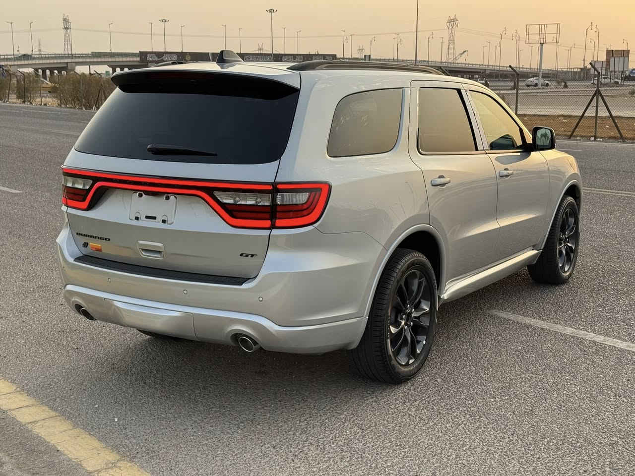 اسم السيارة : دوج دورنكو
{1} الفئة : GT PREMIUM 
{1} الموديل : 2024
{1} عداد المسافة : 3 ألف 
{1} اللون : سلفر 
{1} اللوحة : رقم بصرة دولي باسمي 
{1} السعر : 350$
{1} المحرك : 6 سلندر 3600
{1} حادث السيارة : مكفولة كفالة عامة من الضربة والصبغ والتبديل السيارة تقرير مياه امطار جديدة بالكارتون 
{1} رقم الشاصي
                          1C4RDJDG3RC173726
المواصفات فول مواصفات : لايت امامي LED - رادار امامي - نظام مغادرة خط المسار - اشاير بالمرايا - حساسات امامية - بنيد ٣ فتحات بلادي - فتحة - نقطة عمياء - هيتر بالمرايا - مرايا قلابة مع البك - ويل حجم ٢٠ - حساسات خلفية - فورويل - صندوق كهرباء - تشغيل عن بعد - سستم صوت الباين - كشنات جلد - كشنات ملكية منفصل - ذاكرة خزن ميموري - كشنات كهربائية - ستيرن كهربائي - شحن لاسلكي - شاشة حجم كبير - ستيرن حرف D - شفتات ستيرن - تدفئة كشنات خلفية - تدفئة ستيرن - تبريد + تدفئة كشنات امامية - الخ 
للأستفسار الاتصال على : ***********
