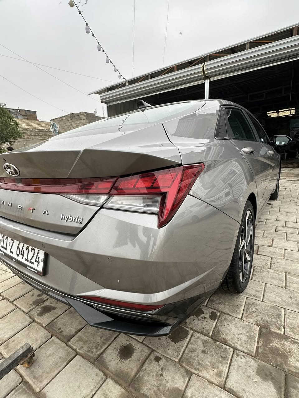 السلام عليكم النترا Limited  هايبرد
موديل 2023 رقم بغداد تحويل ثاني يوم  

لون ابيض  لمتدد 1/1 سياره مكفوله عده صنوق مصبوغ

السيارة ماشية 38

 الموصفات 

.....

‏‎لمتدد.

‏‎فتحه ( سلايت )

‏‎بصمه تشتغيل+ابواب

‏‎تشغيل عن بعد 

‏‎صندوق بصمه

‏‎صندوق ذكي يفتح عند الاقتراب

‏‎عداد كيلو متر الكتروني Digital 

‏‎هاند بريك بصمه

‏‎‏Auto Hold

‏‎كشنات تبريد+تدفئه +كهرباء 

‏‎سستم صوت 🔊Bose +دمام بل دشبول 🔊

‏‎شحن تلفون لاسلكي 📱🔋

‏‎بك لايت شمعه Led

‏‎لايت Led نهاري 3 عدسات 

‏‎داخل اسود ملكي 

‏‎كامره دوراه 

‏‎شاشة لمس نفكيشن 📲Wi_Fi/ Gps/  تدعم نظام Android Auto +Car play 

‏‎تبريد شاشه بيانو منفصل

‏‎اشاير بل مري

‏‎رادار خلفي

‏‎رادار امامي

‏‎رادارات جانبيه تحديد النقطه العمياء 

‏‎تحديد مسار+توقف ذاتي

‏‎‏‎فول تحكم ستيرن

‏‎كروز مثبت سرعه 

‏‎ثلاث وضعيات قيادة 

‏‎‏Smart‏-Sport-Normal

‏‎منافذ Usp

‏‎‏‎ نظام ABS/مانع انزلاق

‏‎شاشه ضبط بل دشبول 

‏‎‏‎ حساسات ٤ بل دعاميه

حساس اطارات

‏‎‏ مكاني بغداد جديده

تخم تاير جديد وبانزين كله محسن ودهن ٨٥ الف الله شاهد معتني بيه مو شلون ماجان مال جناي انتصل او تساب خاص ماجاوب بدون زحمه 

وصار بيه طخه بل بنيد جدآ بسيطه ينزل من سعره 

انتصل او وتساب وتدلل خاص ماجاوب بدون زحمه

اخوان سياره حره حره حره
***********
