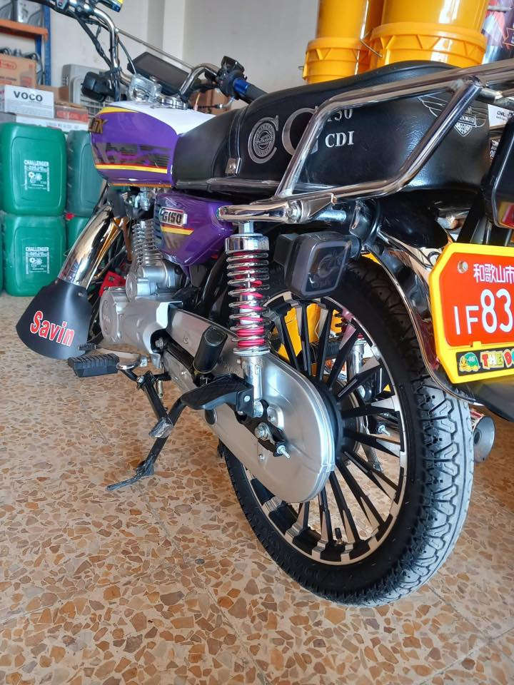 السلام عليكم دراجة سيفان موديل ٢٥ بعدهة جديدة السعر 600وبيها مجال محتاج وريد بيعه العنوان بغداد  حي اور ***********
