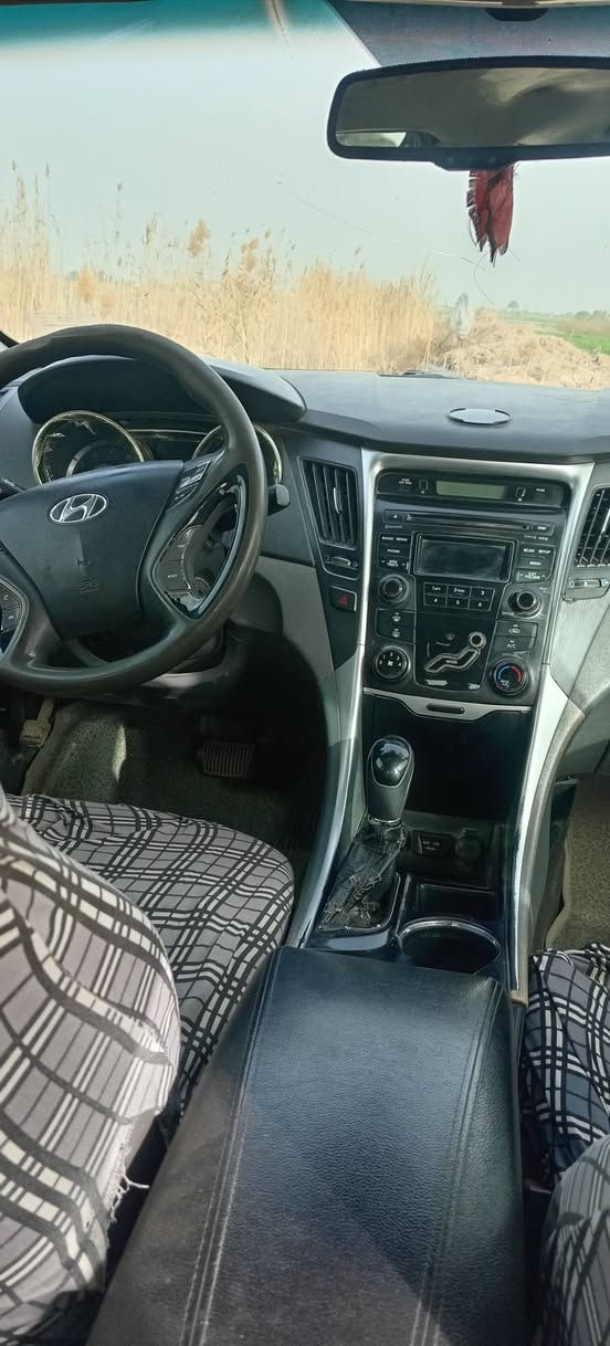 سوناتا أمريكي ٢٠١٢ حادث جاملغ خلفي زاد بنيد رقم قادسيه العنوان بابل النيل السعر ٨٧ وبيهه مجال للاستفسار ***********
