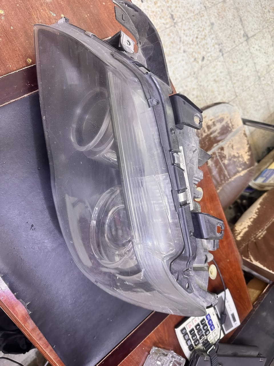 للبيع لايتات باخره 2008 داينمك واحد منهم مكسور
السعر 150 الف 
***********
