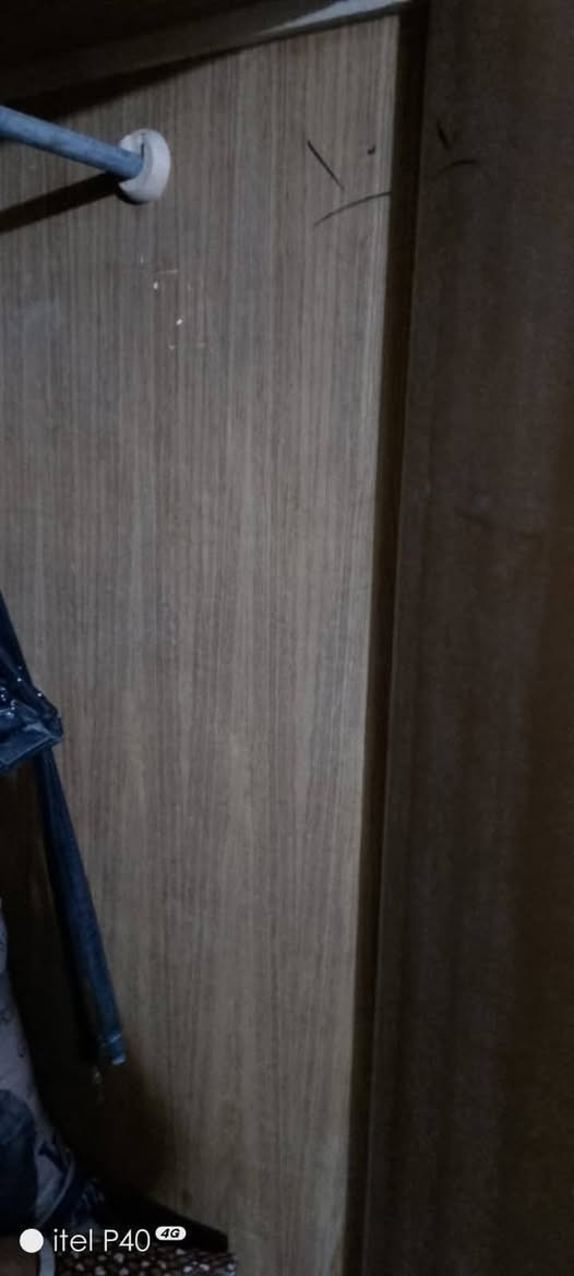 السلام عليكم كنتور للبيع صاج اصلي داخل وخارج الضرر اللي بي فقط باب الكنتور المكان بغداد حي العامل السعر 350 وبي مجال


**إذا كنت صاحب هذا الإعلان وتريد حذفه لأي سبب، رجاءا أرسل رسالة إلى الدعم الفني**