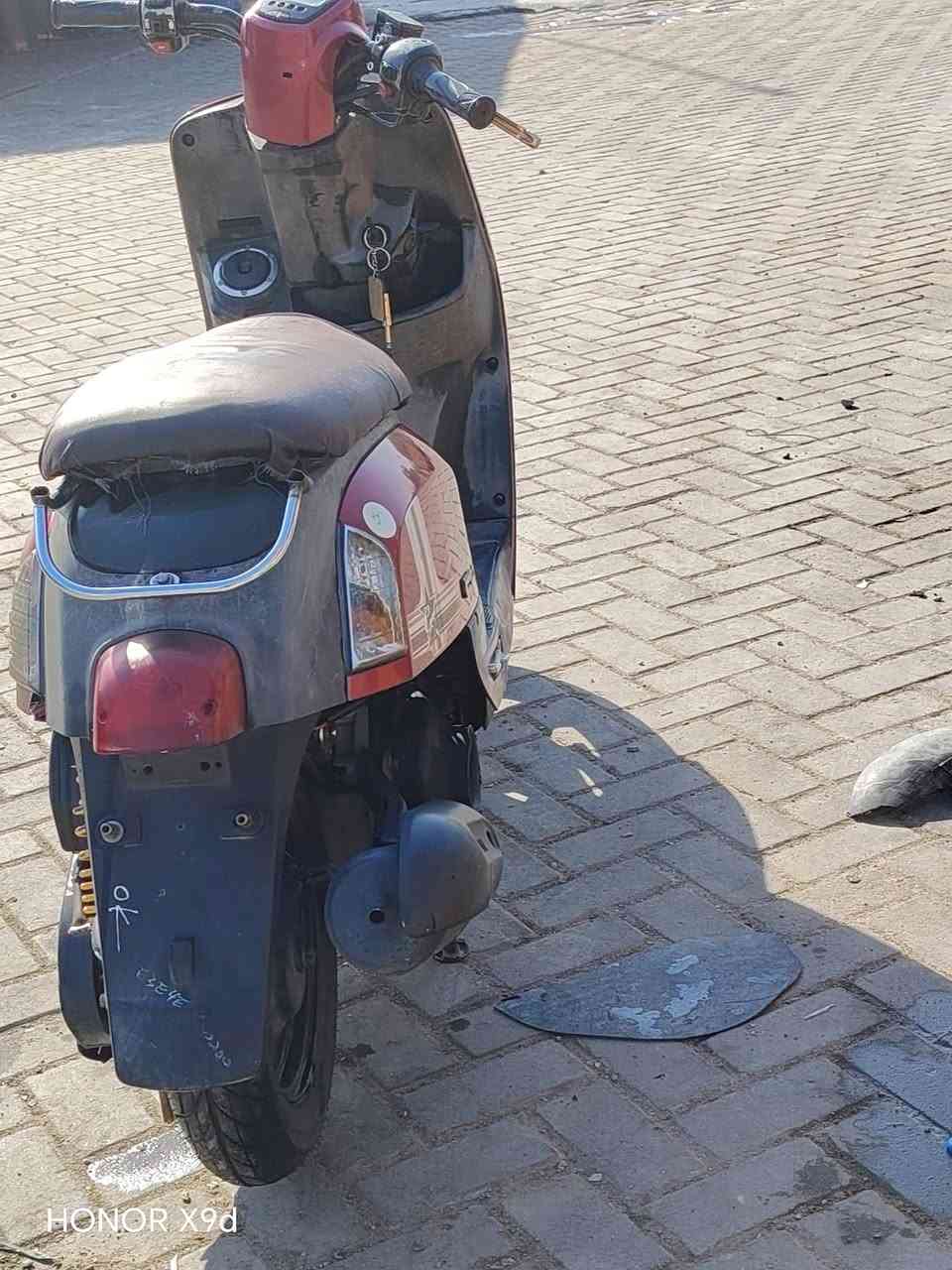 السلام عليكم عيني دراجه بوليس للبيع دراجه نظيفه مال رمضه كفراتها كلها ختومات واحد ونظيفها ومكينتها كفاله عامه الرقم اوكي يعني شغلات بسيطه دراجه سعرها 650 بها مجال بسيط رقم ***********
