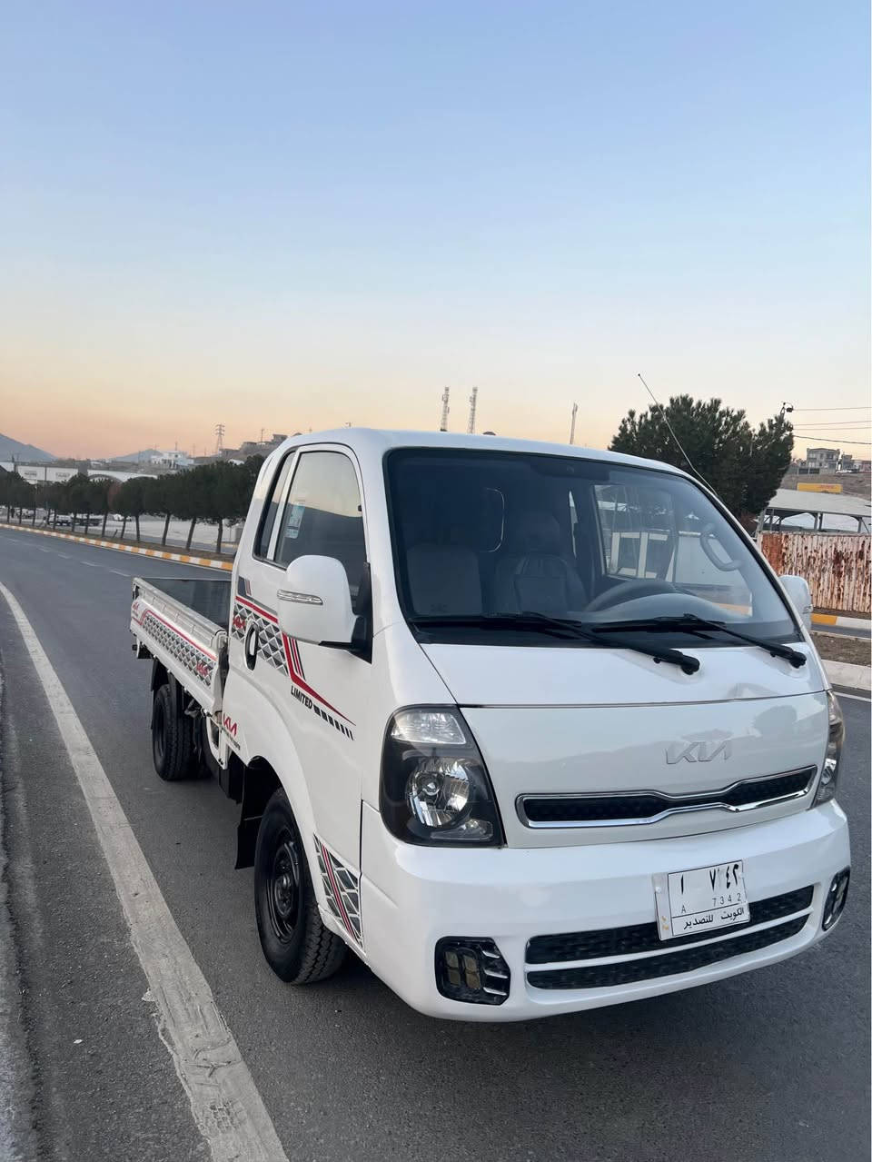 كيا دوومؤديل 2019  ته ني بي سيوخ هيجي نيه
مه كينه مرغوبه لوك لوكه گيرو مه كينه ي به شرته
هه موو گياني به شرته 
سعري ٧٠ وه رقهً 
***********
*********** سوران, أربيل
