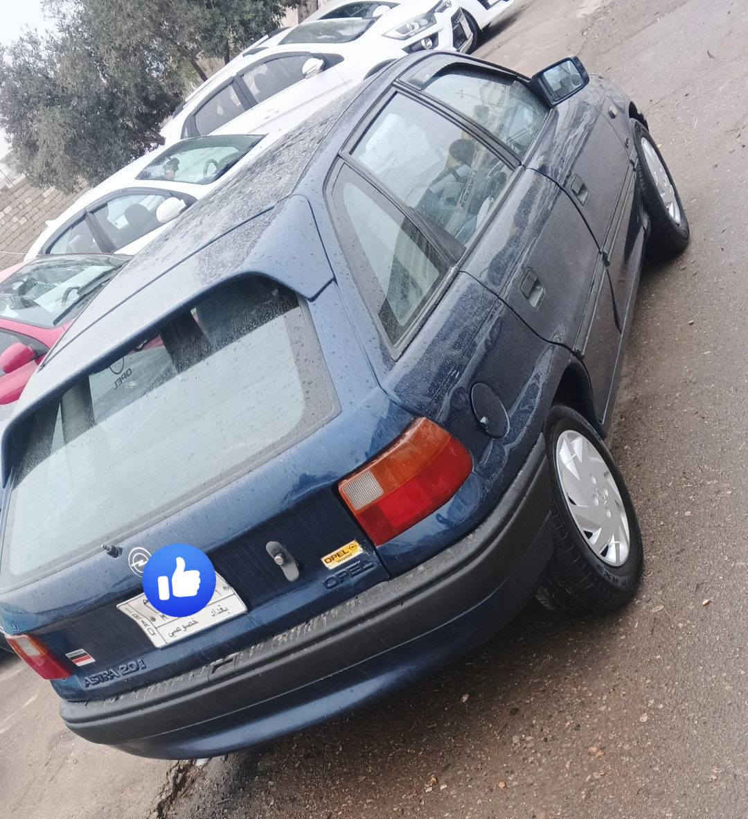 استرة فوول توماتيك. موديل 1995 محرك كير شرط مشروع وطني تحويله ب الموصل شرط التحويل تبريد ثلج  كابون بانزين بيها  بيهه صبغ مكانات للاسفسار ‏‪***********‬‏
