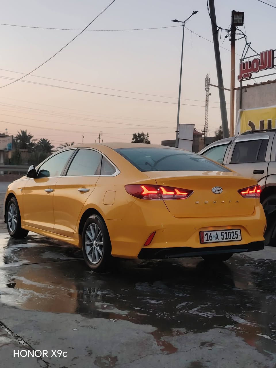 سلا عليكم سوناتا للبيع كفاله عامه سياره جهازه سنويه 31 كوريه بانزين سياره خط ديونيه بغداد مديل 22 سياره جهازه حداديه جديده تخم تاير السعر خاص المو شراي لا نتصال وهاذه رقمي *********** 👌
