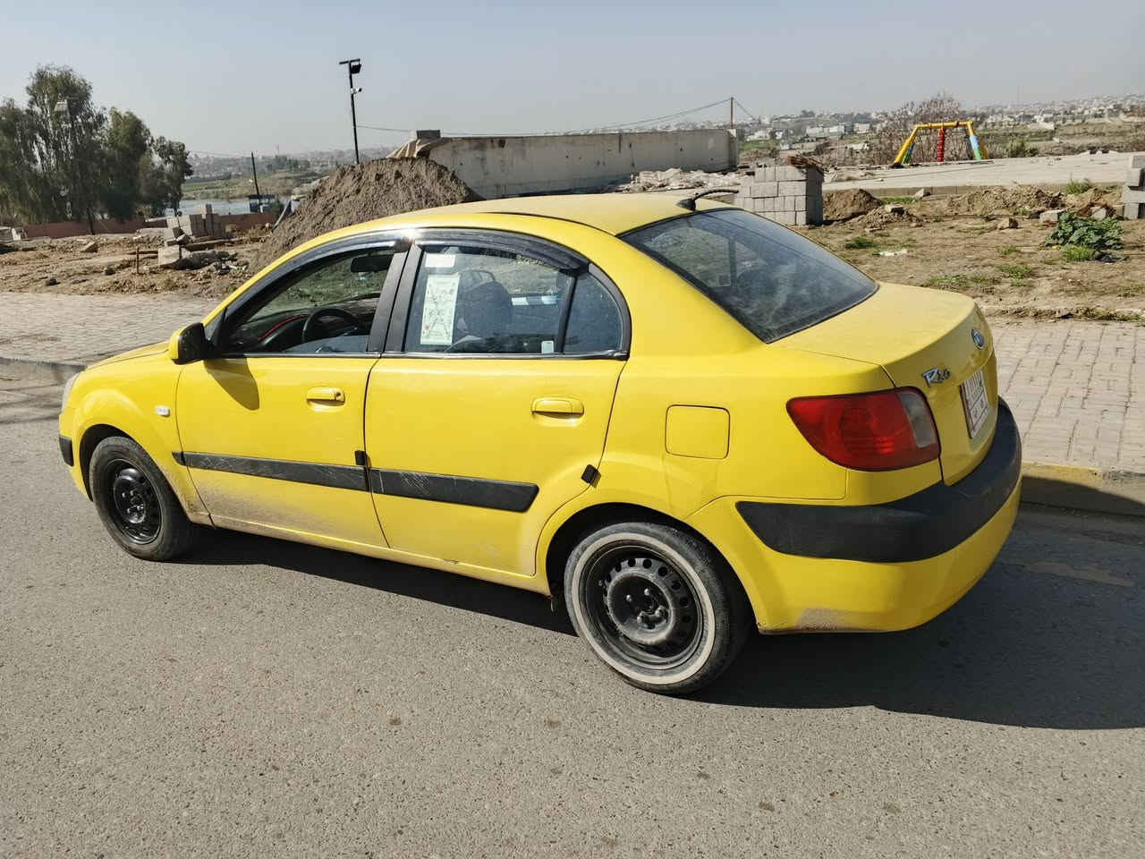 سلام عليكم كيا ريو لبيع أو مروس
سياره 2008 أمريكي
سياره شرط تحويل من موصل مشروع وطني
سياره صاحبها بل موصل
هيئه غرامات صفر 
سنويه مو صاقطه تكدر تحول
كاربون بي وراقي
سياره نظيف حيل
محرك كير شرط
سياره محرك 1600
سياره ضررها جاملغ امامي 
سعر 88بي مجال
سياره ما نقصها اي شي كبل عل شارع
طخم جديد تايرات نص عمر
تقصيط ما ابيع ابيع نقد
***********
***********
