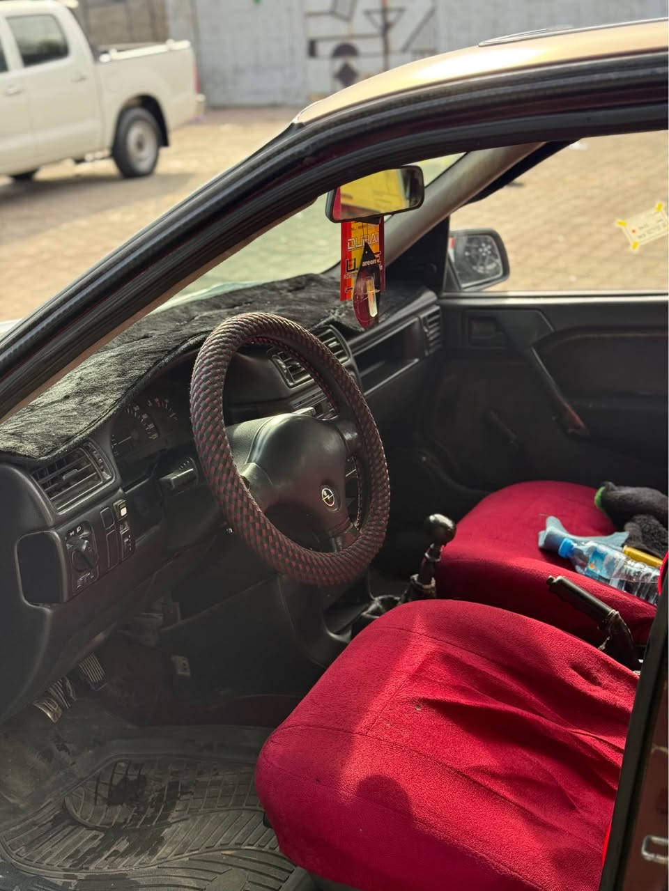 سلام عليكم اخوان أوبل فكتور للبيع او المراوس حسب القناعه سيارة حجم 20 گير محرك بالشرط تدفئة كهربائية كلها شغاله من الدعاميه للدعاميه صدر امامي خلفي جديد بطاريه جديد تخم تاير جديد رقم كركوك مشروع وطني شرط التحويل والوكاله دفتر بانزين موجود سقف سلايت شغال اريل كهربائي سيارة بدون قطرة صبغ حته هلال بلادي بدون تعمير حيل ناعمه او حلوة للبيع او المراوس سعرها 40$ بيها مجال للطيبين اي استفسار اتصال او خاص *********** كركوك, العراق
