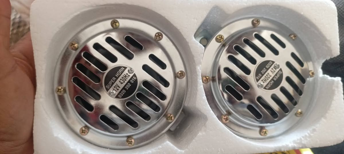 سلام عليكم متاح سعر 15قفل لو مرواس بدرين شحن مكاني عفج الكربلائي شارع رقم 5وتحياتي  ***********
