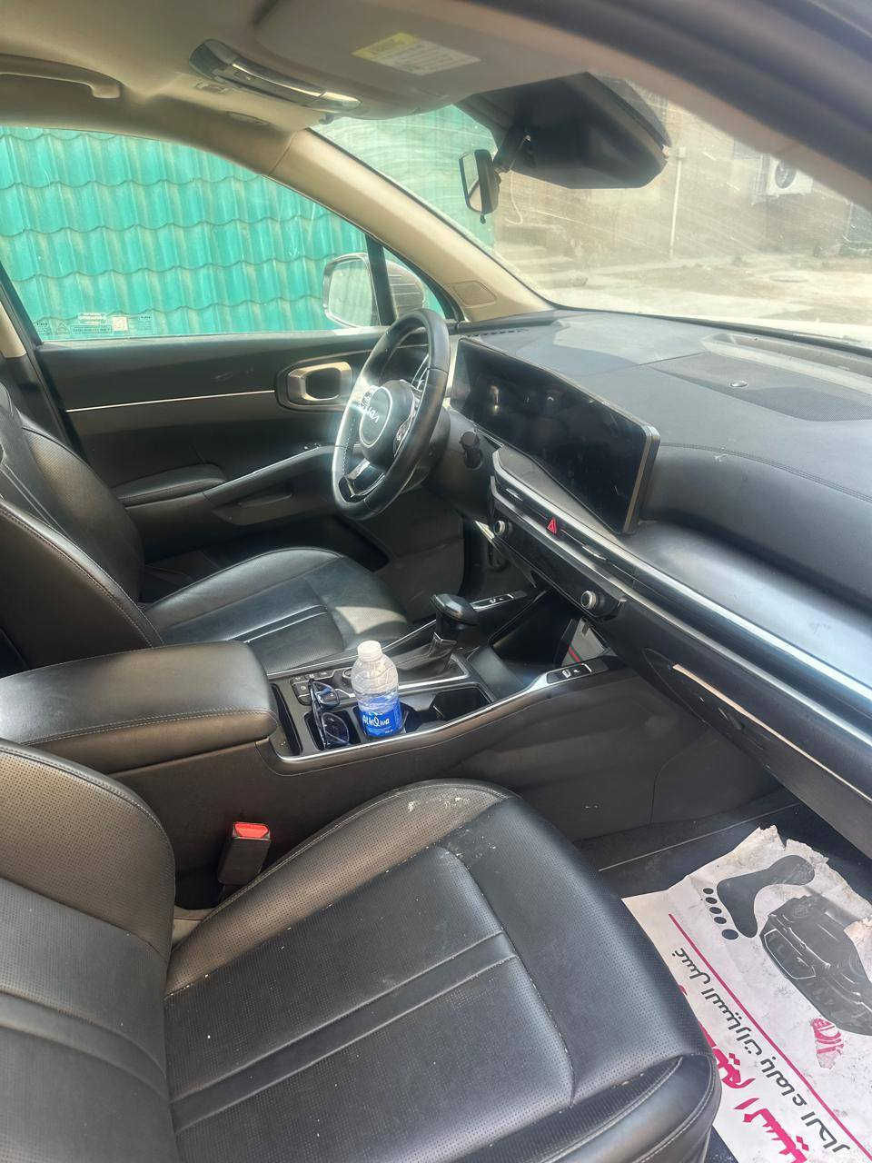 سورينتو ٢٠٢٤   امريكي  4 سلندر مكينه 2.5   ماشيه ١٠٠٠٠كم فقط  عارضها ٢٣٠$ وبيها مجال
رقم الهاتف ***********
مواصفاتها : 
7 راكب 
مكينه gdi
هند بريك ماوس
كاميرا خلفيه 
مثبت سرعه
بصمه 
مرايا جانبيه كهرباء 
نوافذ كهربائية 
حساس مطر 
نظام مفتاح ذكي 
مقاعد كهرباء
3 قطع تبريد 
أبل كاربلاي 
شاحن لاسلكي 
حساسات 
وضع القيادة 
كشافات ضباب
تحكم ذاتي 
قياده ذاتيه 
كشنات جلد دشبول جلد 
مكان السياره بغداد بأسمي تحويل ثاني يوم
اتصال فقط غير متواجد ع النت 
السونار مرفق مع الصور
