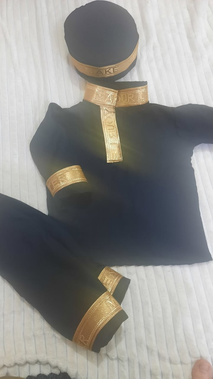 اللهم صلي ع محمد وآل محمد 
تم تجهيز زي طفل الرضيع بأرقى الكشمير الكابوي الهندي والايطالي حسب الطلب 
يوجد توصيل للمحافظات وداخل النجف🚗🚗


**إذا كنت صاحب هذا الإعلان وتريد حذفه لأي سبب، رجاءا أرسل رسالة إلى الدعم الفني**