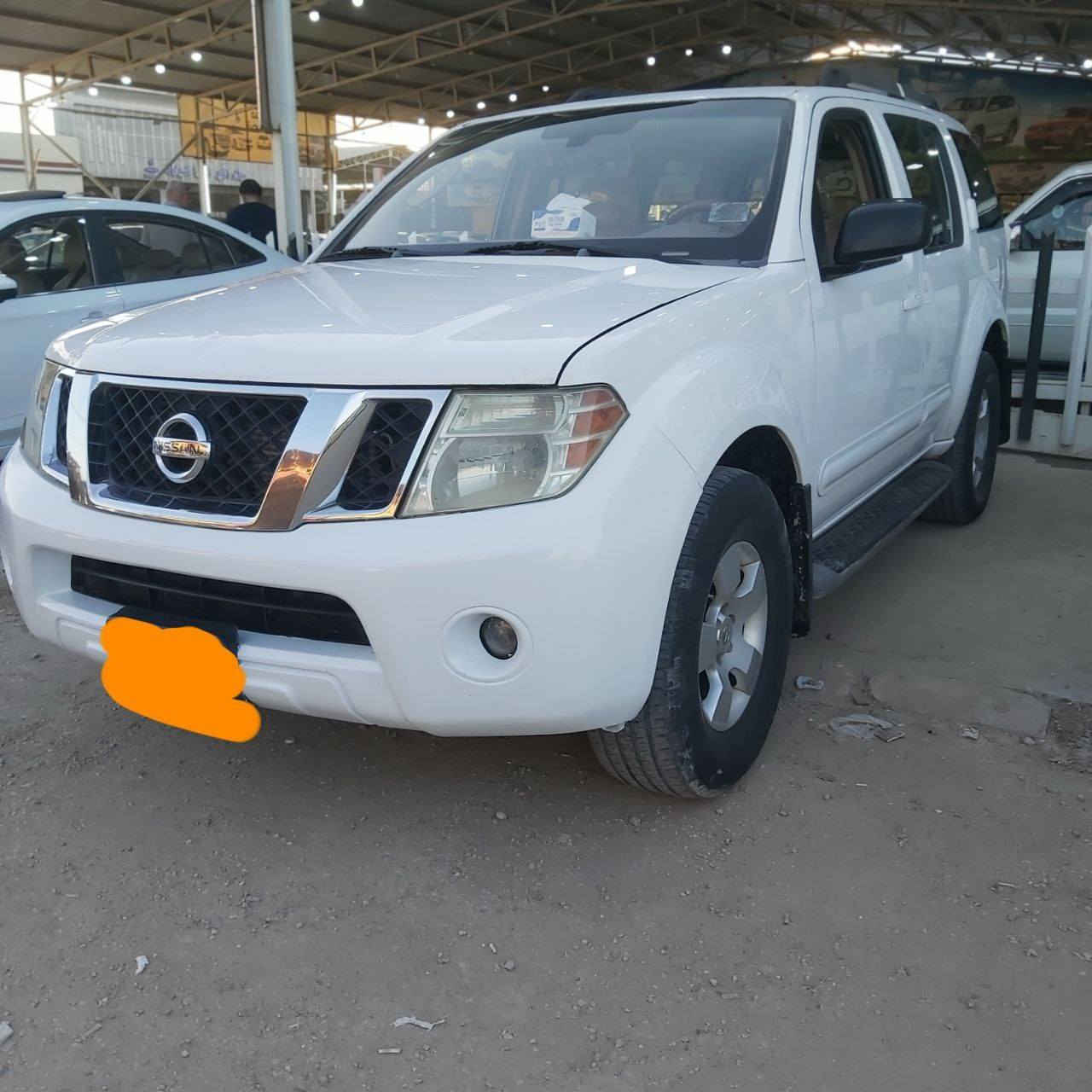 السلام عليكم
نيسان بايفندر موديل 8 
محرك  6 سلندر  4000
وارد امريكي 
7 راكب
تبريد قطعتين 
سيارة بسمي مداور شوكت ما تريد
سنويه وهزه جديد  لغاية  2031
رقم انكليزي 
*********** وات ساب 
***********
 سعر  ٩٧  دولار
