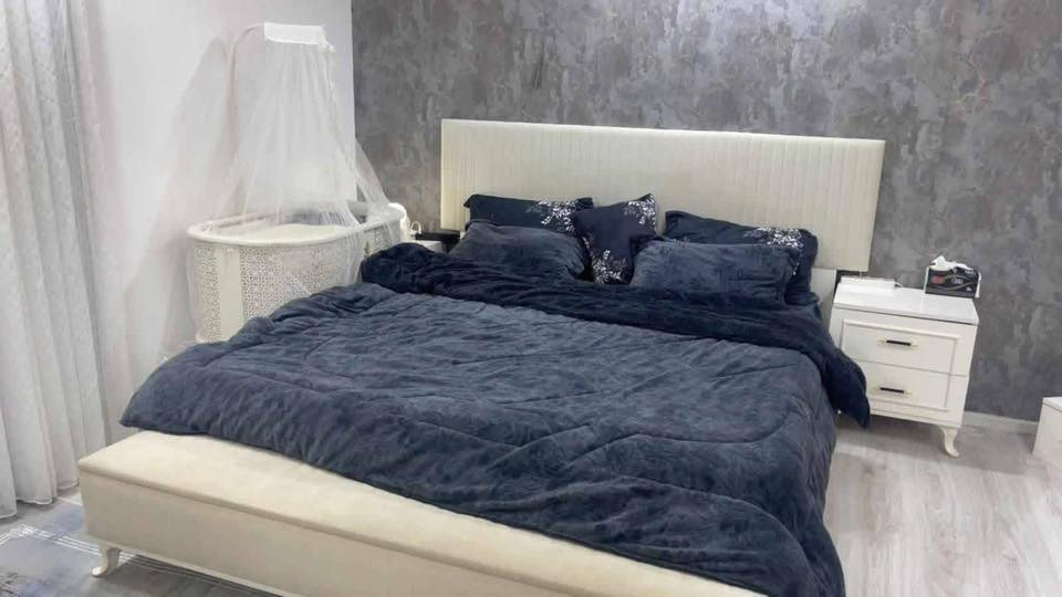 غرفه لازم باجر تاخذوها ابيعها بشكد متطوني سعر لان مستعجل

***********
