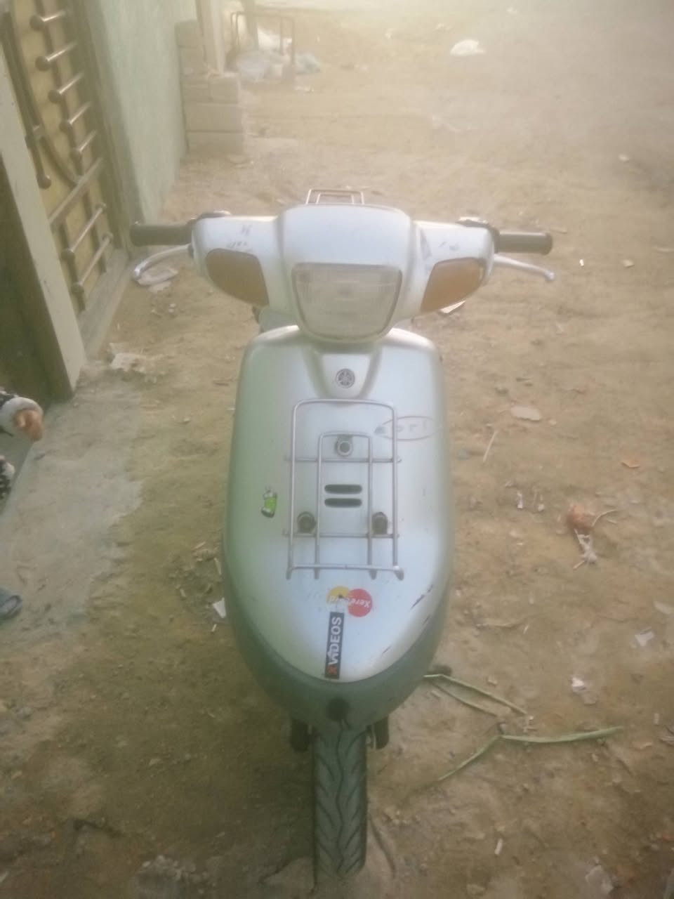 بطه ما مفتوحه دراجه نظيفه كفر اصلي كهربائياته شغاله كلها دراجه بلاديه دراجه حلوه 350 وبيها مجال رقم تليفوني***********
