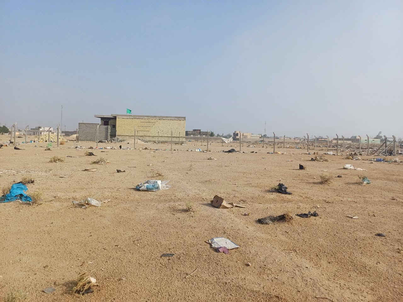 -  قطع للبيع ( طابو  ملك صرف ✅ )
- يعني ينسحب  عليه قرض اسكان 🏗

👈 بأسعار جدا مناسبه 👉

(( يتوفر ماء💧  وكهرباء ⚡ ) )

كربلاء حي المدراء الحر  

🌹 مقابل مدينة الوارث السكنيه 🌹

 مباشره بداية نزلة الشريعه

علمأ القطع (( تصلح للسكن و الاستثمار ) )

- 400 م  واجهة ( 20م نزال 20 م ) 

💵 السعر 75

- 200 م ( 10 واجه  × 20)

 💵 السعر 36  مليون

-  100 م ( 5 واجه × 20 )

💵  بسعر 18  مليون

للتواصل اتصل وبخدمتك 

***********واتساب 

@إشارة
