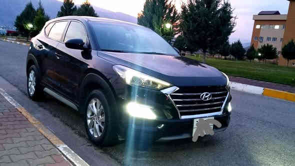 هوندا توکسون 2019  دووپارچەکانی پێشەوە  گۆراوە ، دوودەرگای لای سەکنی  نیوەی سبوخە ، بەناوی خۆمانە ، 72مایل ڕۆشتووە تایی نوێ ویلی دانەبەزیوە ، مواسفات ، فۆلە بەس پانوراما و بەسمە و کشن جلد نیە ، ئەوەی تر فۆلە ٫ شوێن رەواندوز . تێل / *********** سوران
