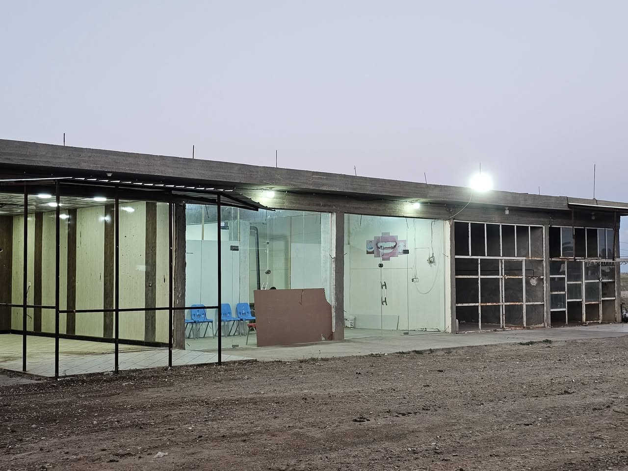 بسم الله الرحمن الرحيم
محلات للايجار كامل من كل شيء ماء كهرباء يجار مناسب جداا واول شهر مجاني  
المحل 5×8 بناء حديث العنوان ناحية الانصار 12 الحير غرب حسينية رقية بنت الإمام الحسين للاستفسار الاتصال ***********
