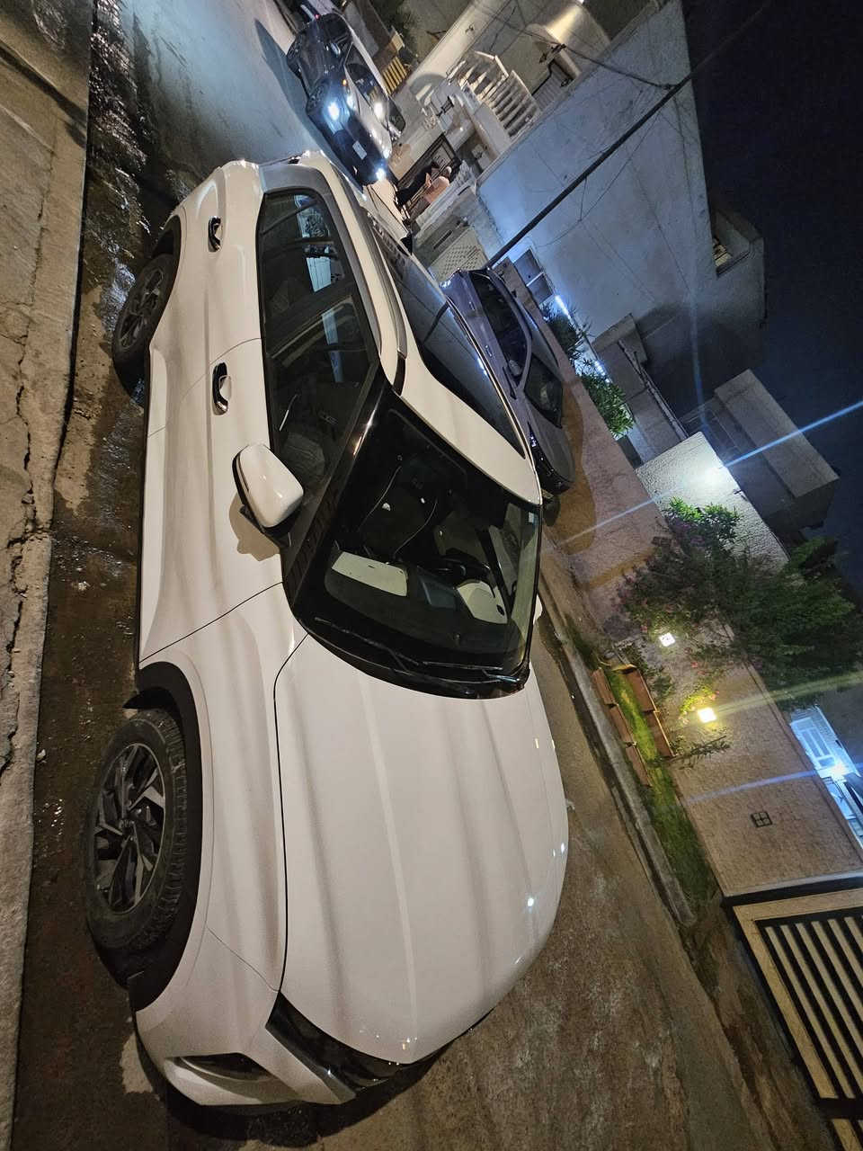 السلام عليكم
هواندي كريتا 2024 خليجي 
شاشة لمس 
بانورما 
تشغيل عن بعد 
حساس خلفي وكاميرات 
شحن لاسلكي
سيارة ماشية 13 الف 
مكفولة كفالة عامة ولا قطرة صبغ ولا بارد 
سيارة عنوانها بغداد بأسمي 
***********
سعر 155
