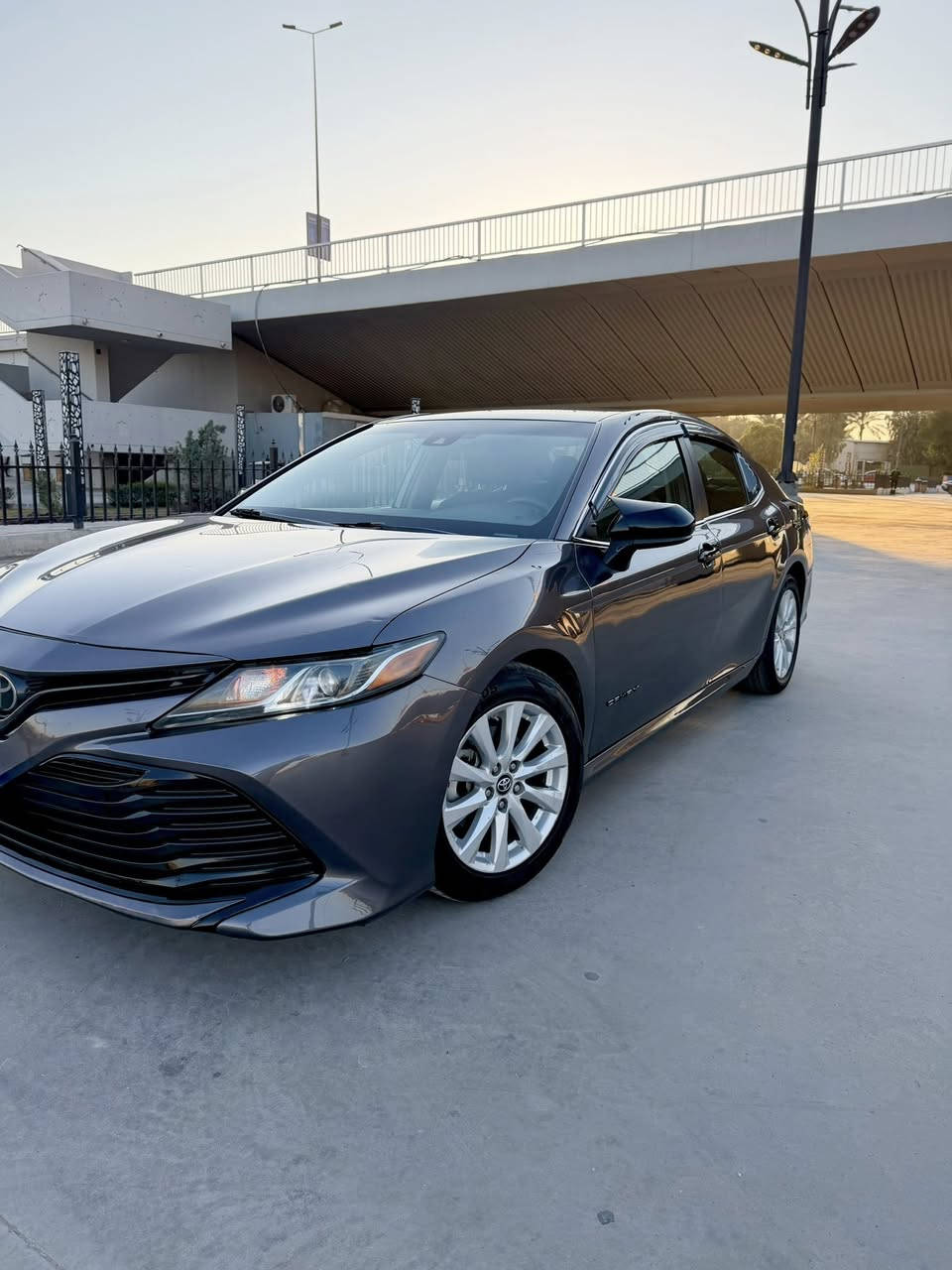 السلام عليكم
كامري 2019 Le وارد امريكي
سعر 152 وبيها مجال 
 ماشيه 67 الف مواصفات الكامري ال Le 
وارد امريكي بچم كبس بيها 
بيه صفحه سايق صبغ وناشر صور حادثها 
ارقام بغداد الجديد تحويل مباشر
مكانها بغداد  _ السيدية 
***********
