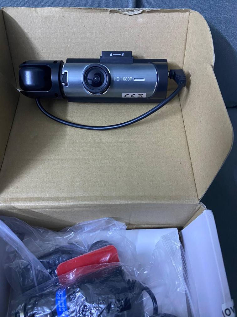 داش كام full HD كامرتين بيها اماميه وداخليه 
جديده غير مستخدمه سعرها 25الف عمارة, ميسان


**إذا كنت صاحب هذا الإعلان وتريد حذفه لأي سبب، رجاءا أرسل رسالة إلى الدعم الفني**