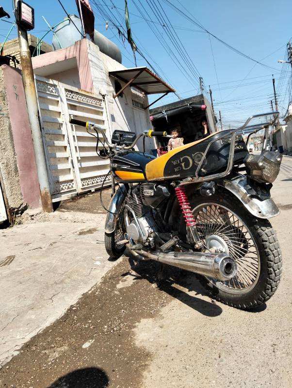 سلام عليكم ساڤان للبيع موديل 2019 دراجة نضيفه كهربائيات شغاله هندر واحد فقط تاير الخلفي بي ملعب بسيط 
العنوان: بغداد
السعر :375
الرقم :***********
