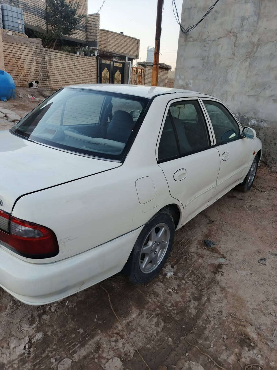 السلام عليكم ورحمة الله وبركاتة 
بروتون ويرا موديل 2004 رقم بغداد مشروع وطني شرط تحويل 
مكينه وكير حداديه تبريد سياره جاهزة كهربيّ كلها شغاله كيجات كلها شغاله صبغ حزام بدون دواخل مكاني بغداد تواصل عل واتساب ***********
