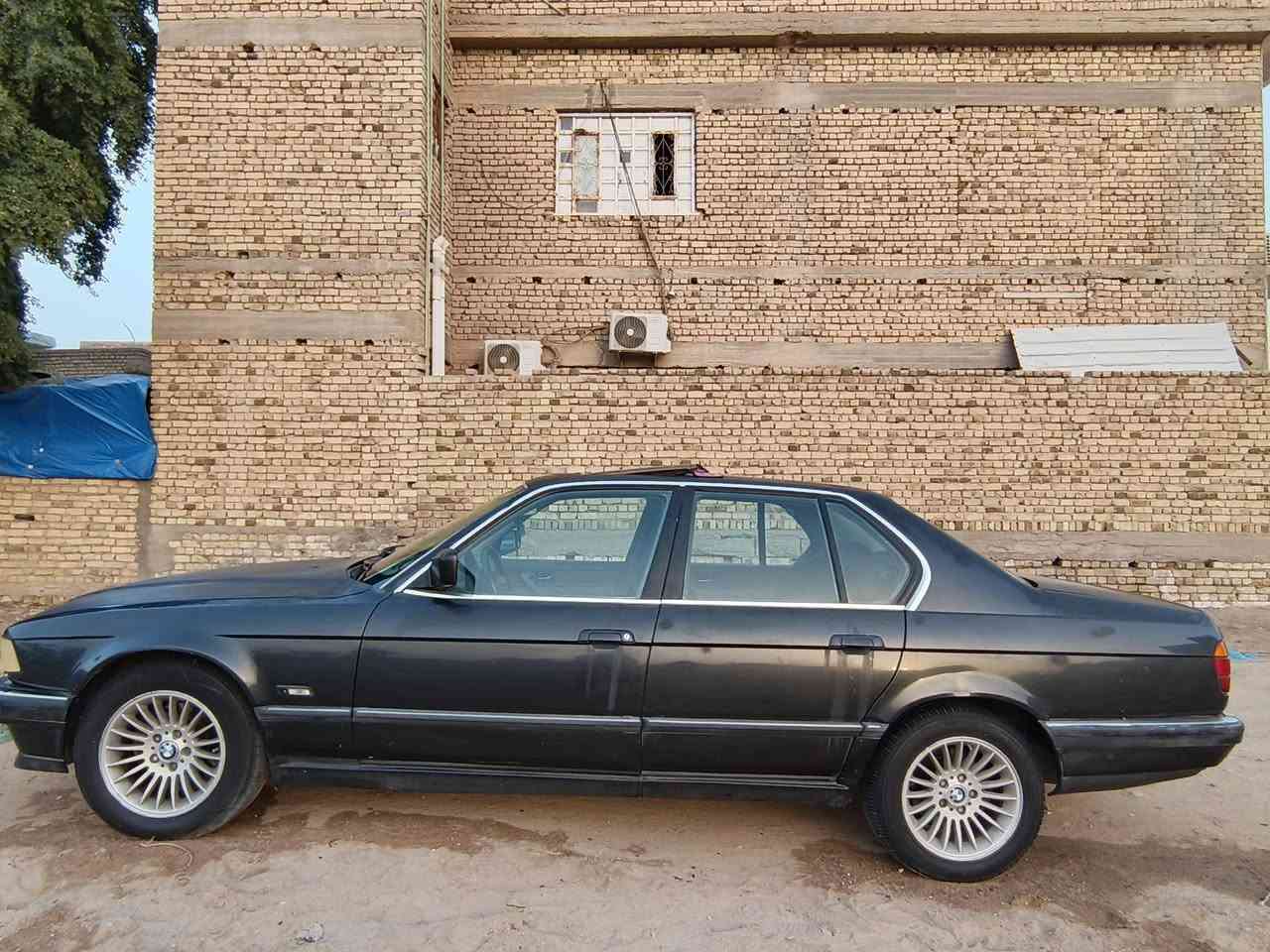 السلام عليكم لبيع بيم حجم ٧٣٠ سته سلندر فتحه شالفه تبريد ثلج غرفه جديدةسياره عل بلاد برغي مابيه نقص جاهزه السعر٥٠  مكانه ناصريه قضاء الشطره ***********
