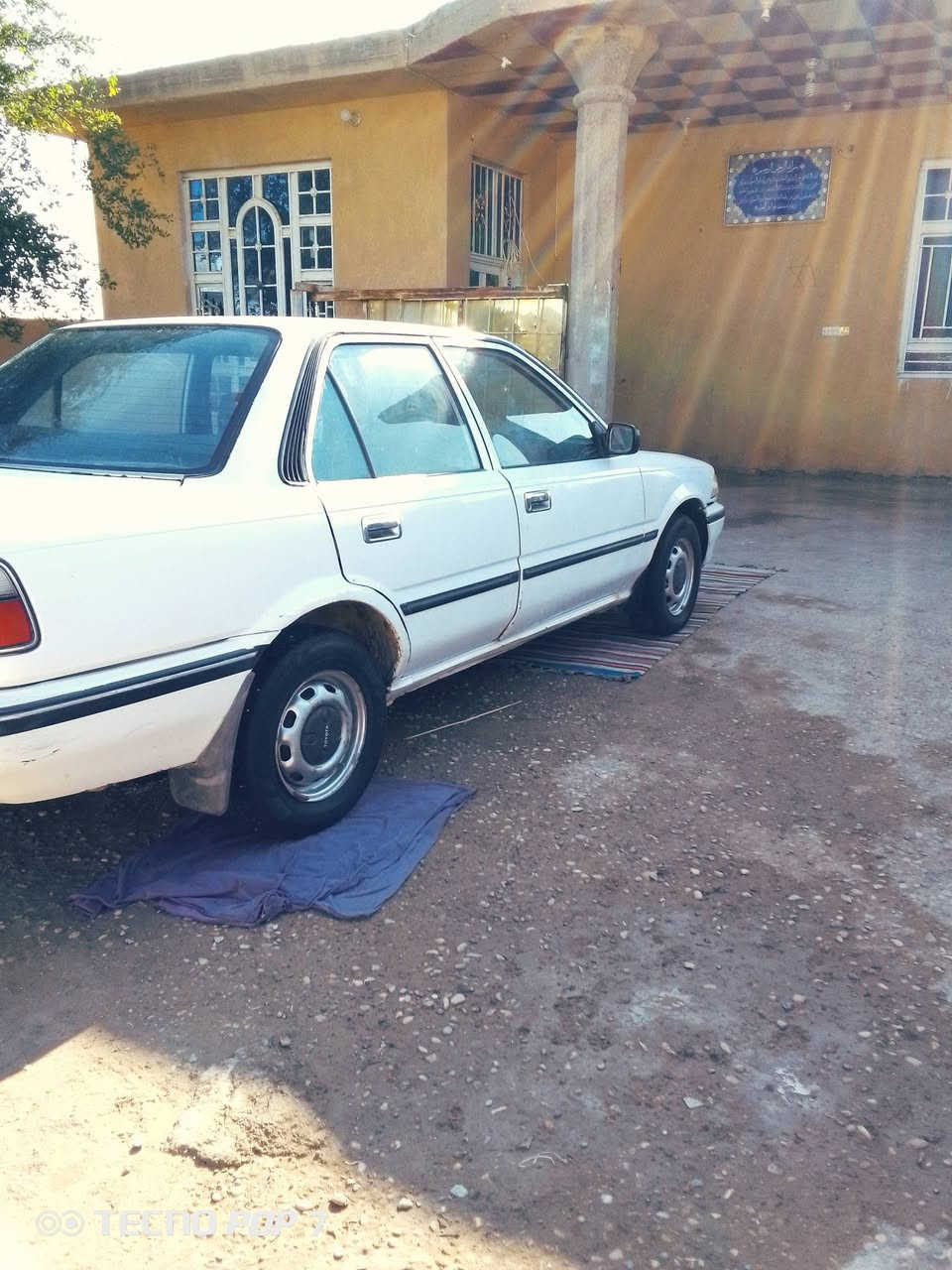 للبيع كورلا 90 عظم بيها مكانات صبغ مكفوله محرك وكير اوتو تايرات جدد باتري صدر مكانها واسط السعر 48للاتصال ***********
