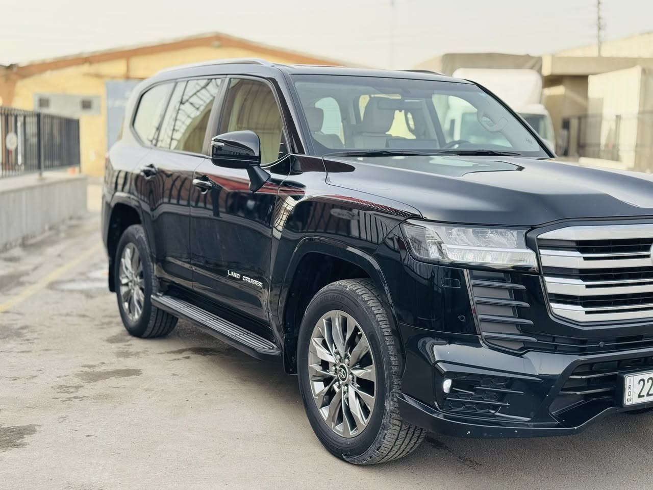 السلام عليكم للبيع او المراوس لاندكروز 2024 GXR بريم
لمتدد كفالة عامه مغلفه PPF  بالكامل 

ماشية 26 الف رقم اربيل باسمي تحويل او وكالة 

محرك V6 تنفس طبيعي 4000 

مكان السيارة بغداد 

للاتصال ***********
للاتصال ***********
