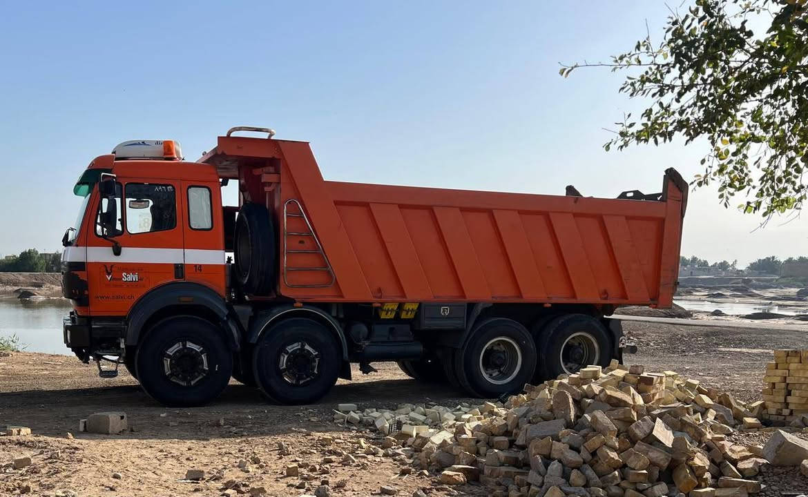 سلام عليكم البي عكرب للبيع مكينه 38 بم كهربائي كير 210 مجموعه نص جئ أف كرسي كبير شاصي مكفول تخم تاير سياره شيال مربوطه قاطره  ومقطوره رقم الإنكليزي الجديد باسمي تبريد تدفئه موديل94 اصل
***********
***********
