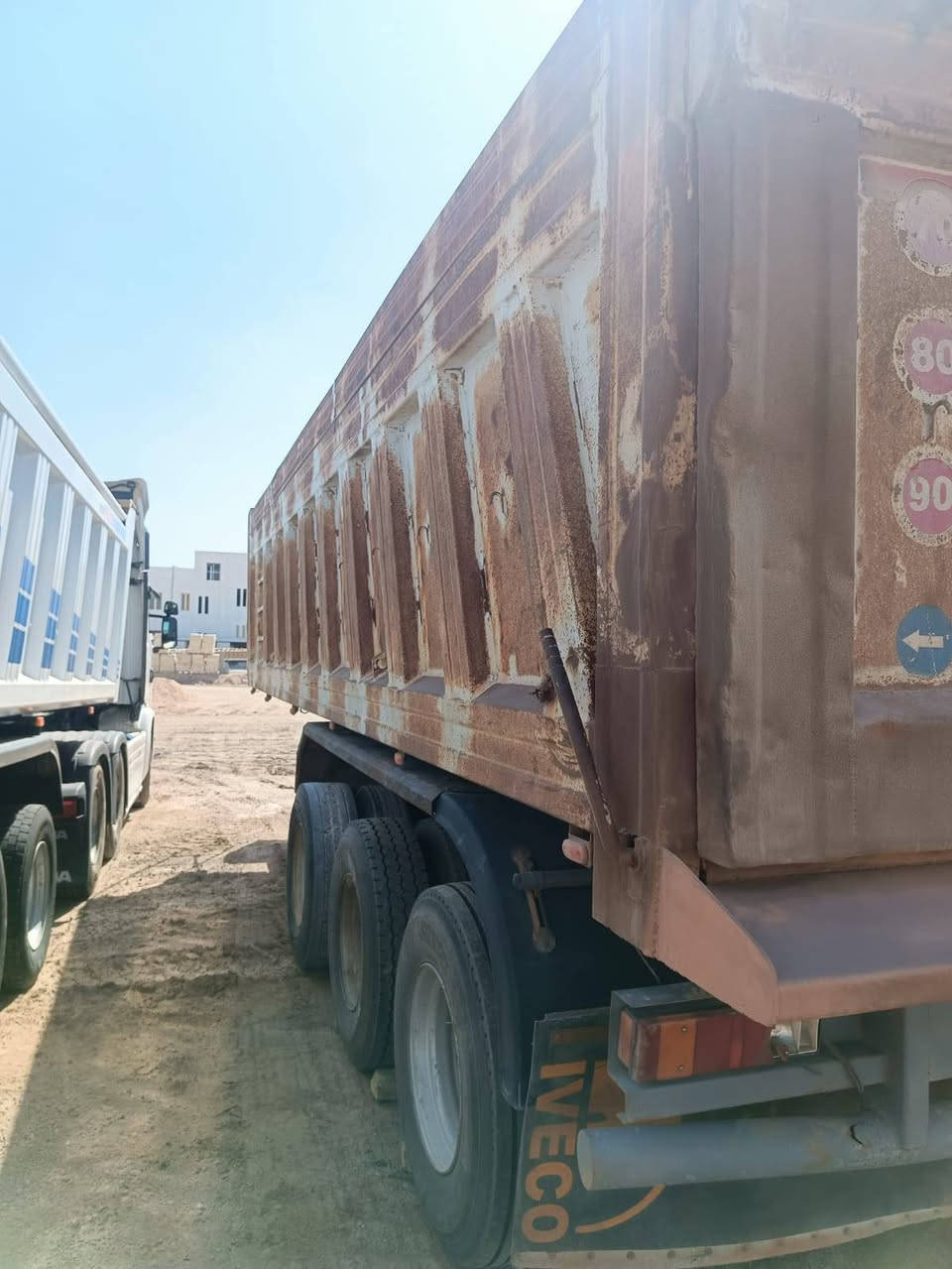 سلام عليكم عربانه اللبيع
وعد خنجر تخم تاير 22.5
 دناكير 16 عربانه جاهزه الاستفسار  
اتصل، ***********
مكلف بنشر
