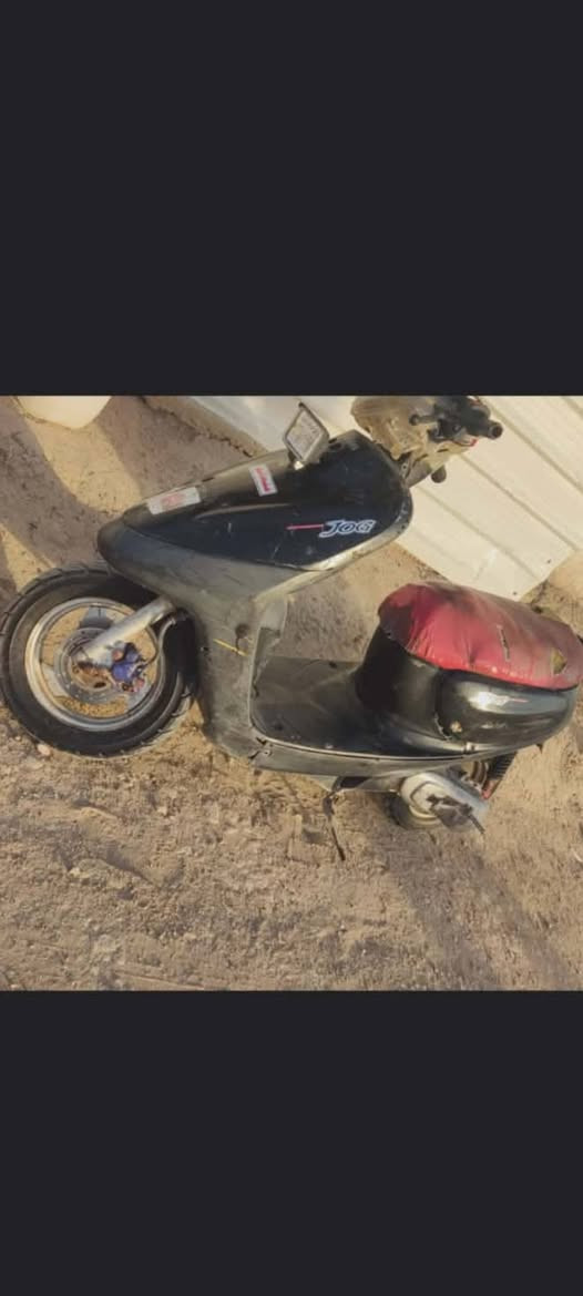 السلام عليكم
درجه مغولي فحل للبيع 
دراجه عطلانه مااعرف شنو عطلله 
يعني ما ماخذه تصليح ولا طاب بيه للتصليح
دراجه كهربائيات كله شغاله ماعده سلف 
جانت دراجه خير من الله 🌷مفتوحه بس مره وحده
المكان بين شطره والغراف قرب مطعم الأمين 
هذا رقمي ***********
الي شراي يجي خاص وبي خير ويدلل
