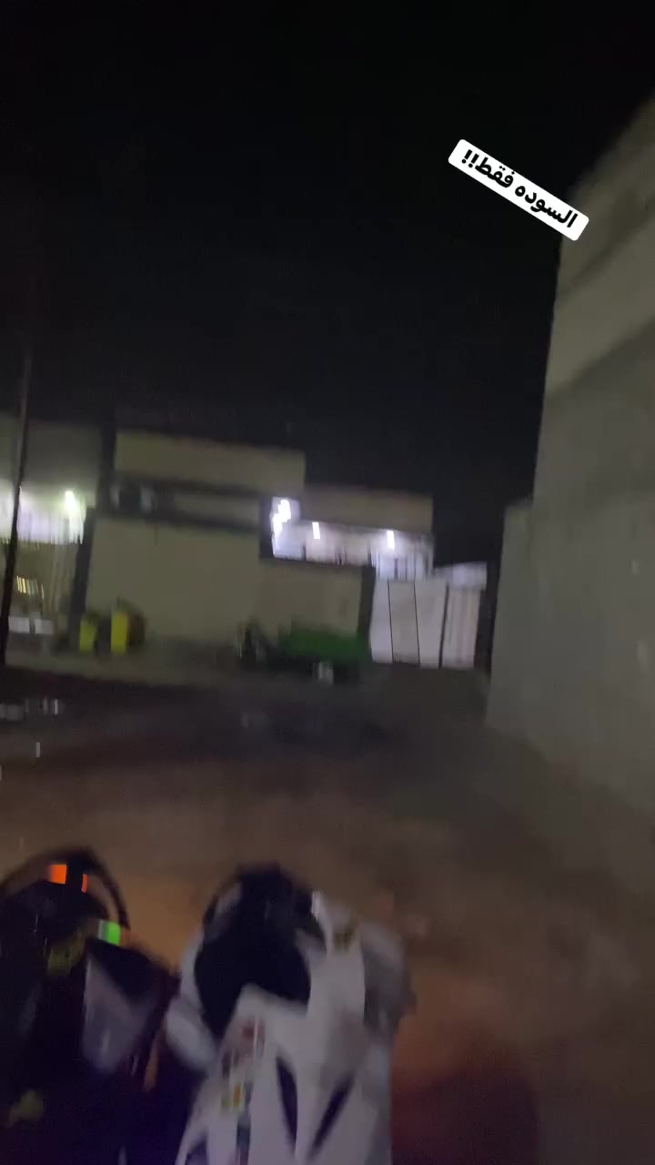 السلام عليكم 
ماكس مضلع نوزل للبيع 
دبل رياضي بلادي
گزوز صچمي ابو الحساس بلادي
وياله نجمه بلادي لون أسود 
عقل رباعيه كوسو بلادي
كڤرات بلادي بس شويه تعبانات 
الدراجه مفتوحه فقط ربل ولف وبلاديه تخبل شلعه ومعدل طيران نقصها بس مازده مال اشاره يسرى الباقي كله يخبل
السعر 650 وبيها مجال بسيط
البصرة ابو الخصيب


**إذا كنت صاحب هذا الإعلان وتريد حذفه لأي سبب، رجاءا أرسل رسالة إلى الدعم الفني**