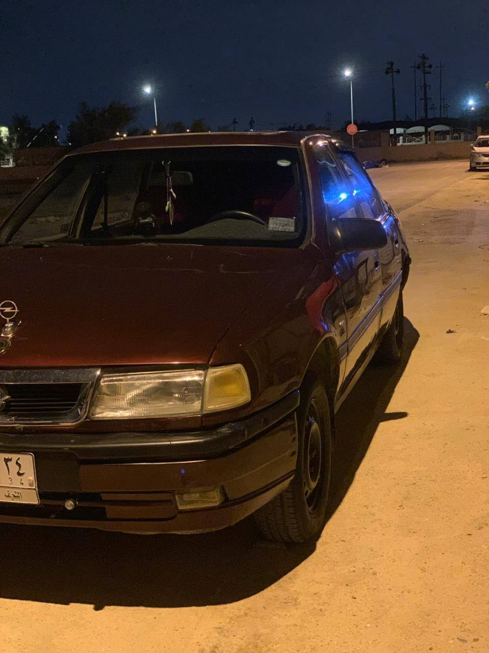 السلام عليكم اوبل فيكترا للبيع والمروس مديل 1990مكينه1600 كير حداده كهربائية كلها شغاله تخم تاير السياره جاهزه توه معمره تعمير حلو راعيها بالشطره شرط التحويل السعر 25 وبيها مجال قليل مكاني البصره ابو الخصيب جيكور رقم الواتس ***********

