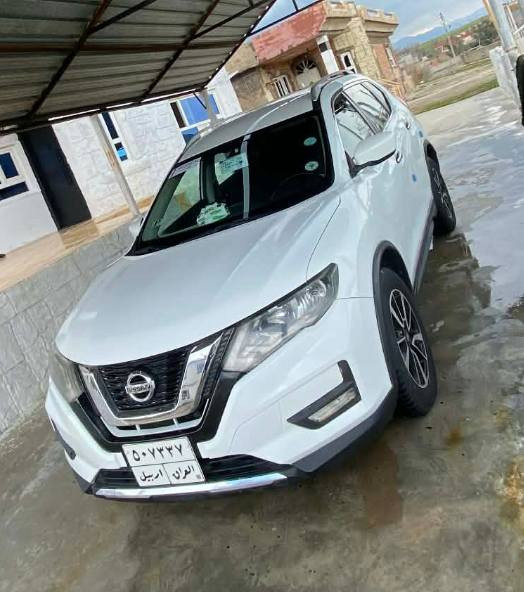 سلام عليكم  اخوان نيسان روج موديل 2017  Sتبل اكسل بوند جملخ صبغ شويه بيه داخل بدون تعديل بارد  مكان سيارة عقره تلفون *********** سعر 144
