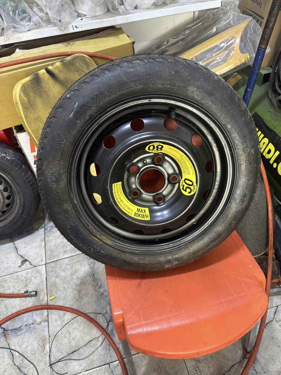 سبير مال سيارات كوريه حجم 15جديد مال حاويه
مكاني بصره الزبير سعره 45وبي مجال ***********
