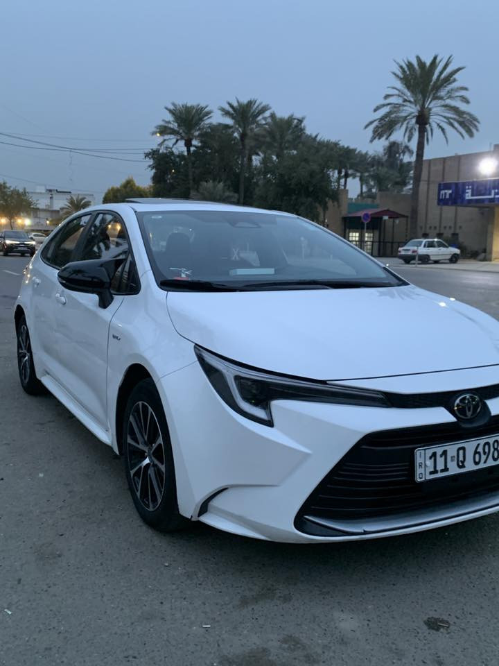 السلام عليكم
كورلا الشكل الامريكي 2024 

فول مواصفات 

فتحة داخل احمر كشن السايق كهرباء السيارة 

السيارة بدون صبغ بيها طخة بصفحة الصدر باقية على وضعها ماشية 47 الف 

السيارة خير من الله 

سعرها 142 وبي مجال 

للاستفسار ***********
